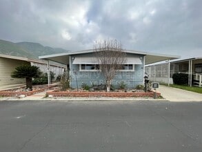 Building Photo - 21100 State St