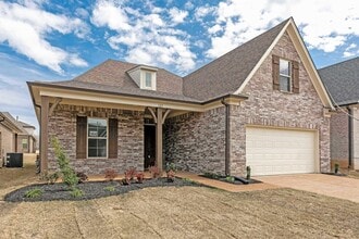 Building Photo - 125 Dogwood Springs Dr