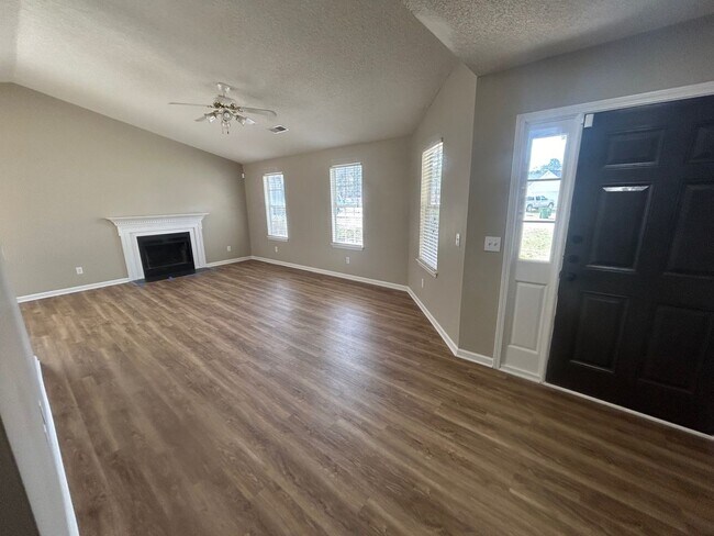 Foto del edificio - 25 Oak Lake Ct
