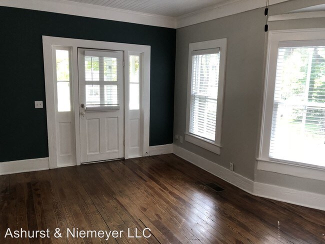 Building Photo - 2 br, 1.5 bath House - 19 Fels Ave