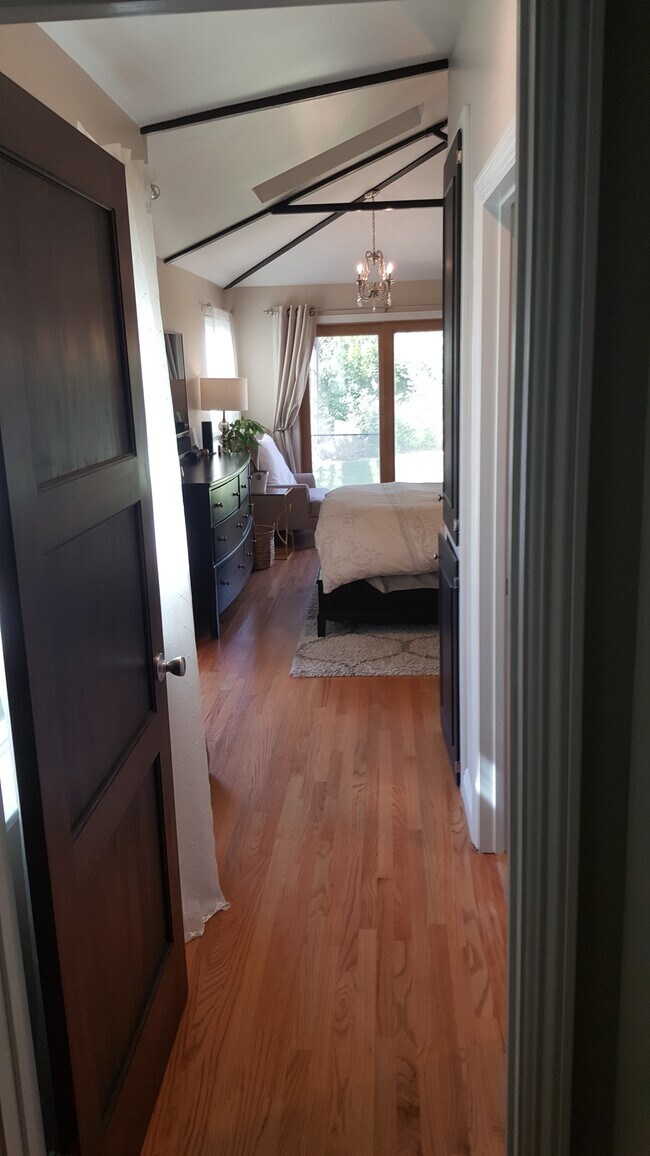 Foto del edificio - 6029 S Croft Ave