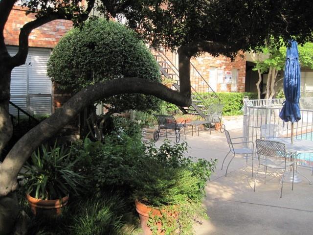 Building Photo - 4317 Hartford St