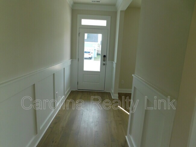 Building Photo - 148 Bellaport Lane