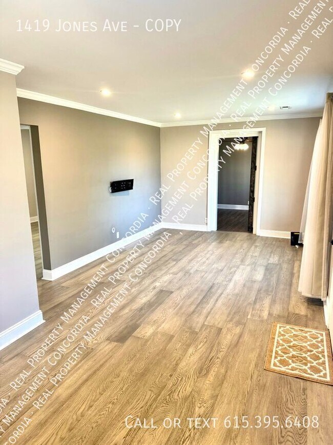 Building Photo - Gorgeous East Nashville remodeled Ranch fo...