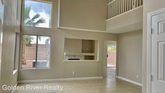 Building Photo - 3 br, 2.5 bath House - 4406 Kalamazoo St