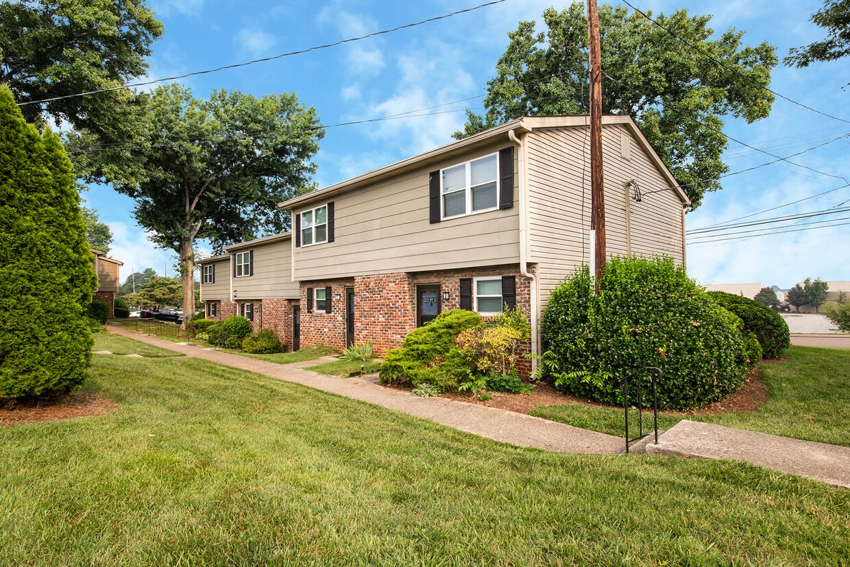 Deane Hill Apartments Apartments in Knoxville, TN