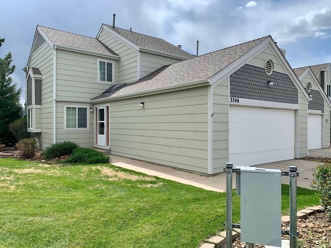 Foto del edificio - Cozy 2 Bedroom Townhome Nestled in Quiet Gated Community