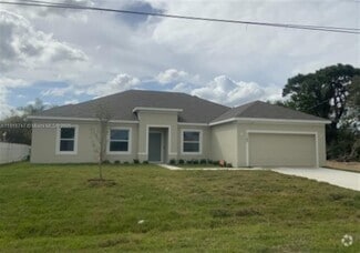 Building Photo - 1142 SW Edinburgh Dr