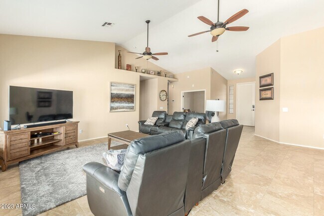 Foto del edificio - 14841 N 87th Ln