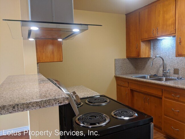 Building Photo - 1 br, 1 bath House - 805 Fairview #5