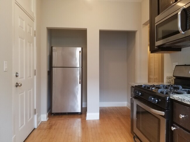 Foto del edificio - 3941 W Belle Plaine Ave