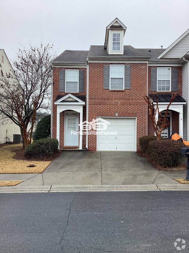 Building Photo - 2236 Dandridge Dr