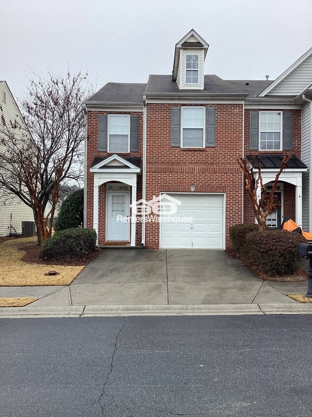 Primary Photo - 2236 Dandridge Dr