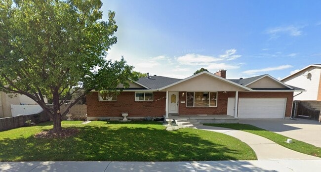 Building Photo - 238 S 300 E