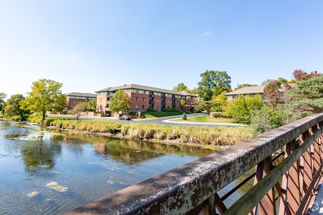 Building Photo - Riverwalk Apartments
