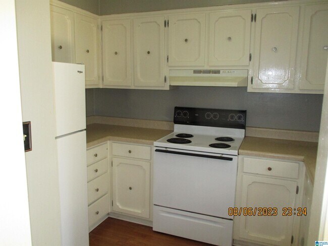 Foto del edificio - 2715 Southbury Cir