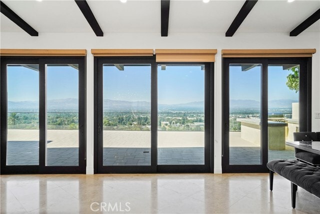 Foto del edificio - 18911 La Montana Pl