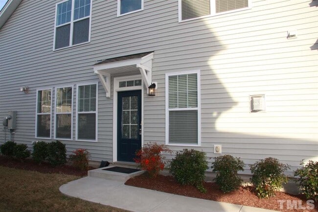 Building Photo - 921 Rosepine Drive