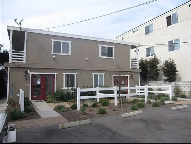 Front of Complex - 1209 S Nevada St
