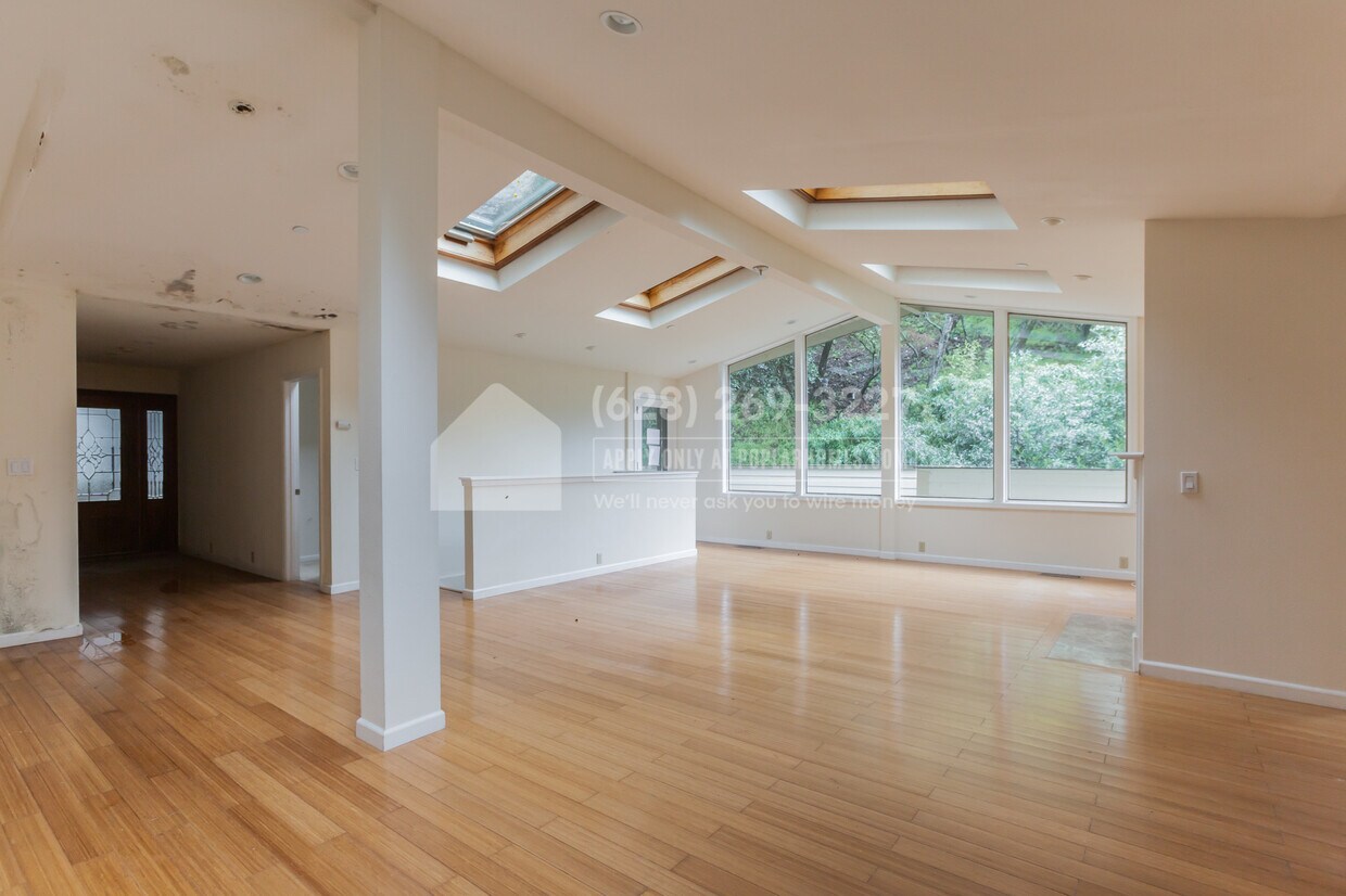 Foto principal - 375 N Ferndale Ave