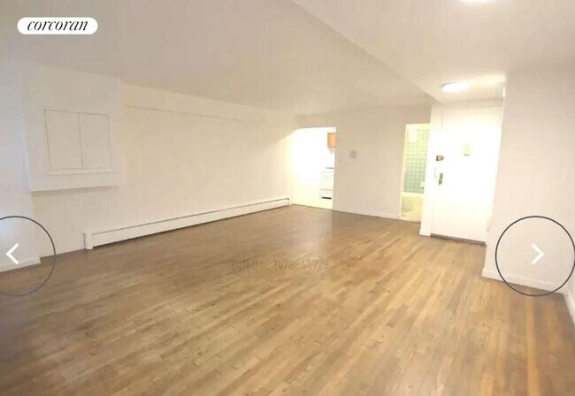 Foto del edificio - 866 W End Ave