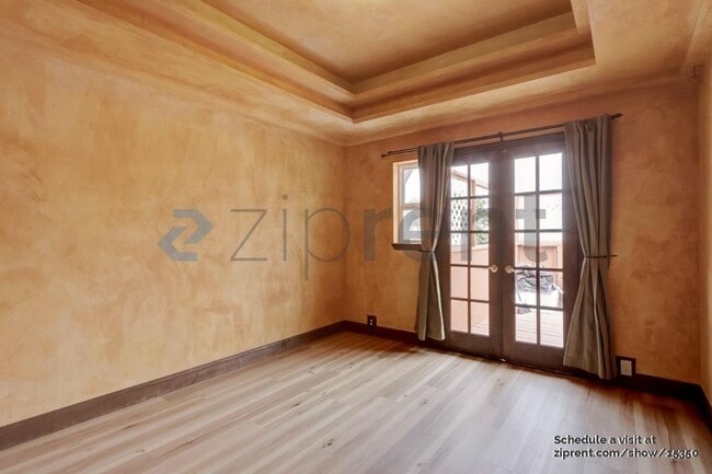 Building Photo - Unit ADU