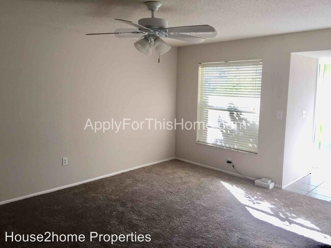 Building Photo - 3 br, 2 bath House - 1371 Amberlea Dr. E.
