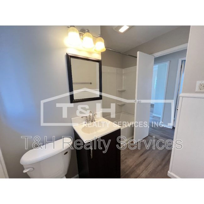 Building Photo - 2929 Apache Dr