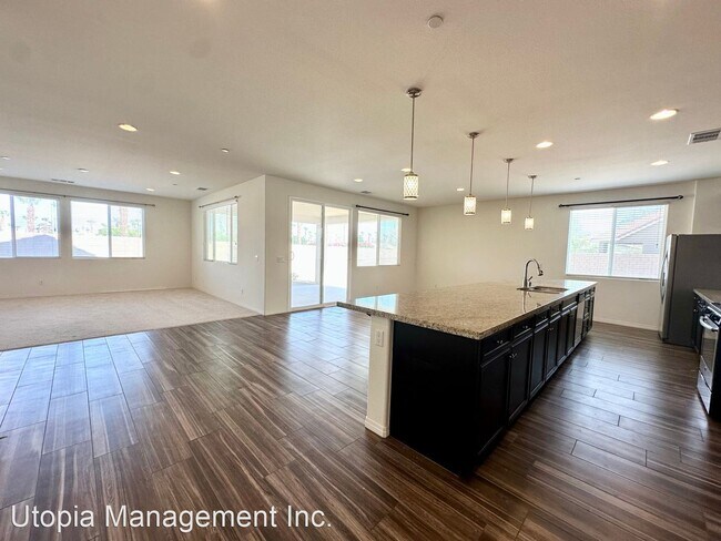 Foto del edificio - 4 br, 2.5 bath House - 43549 Aquila St