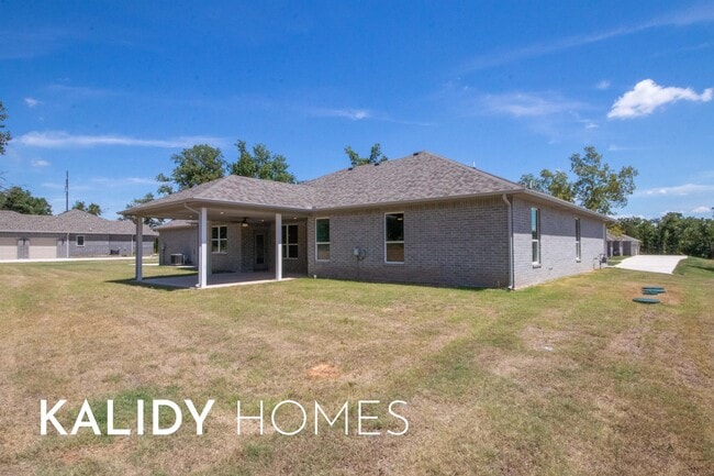 Building Photo - 1715 Kalidy Dr