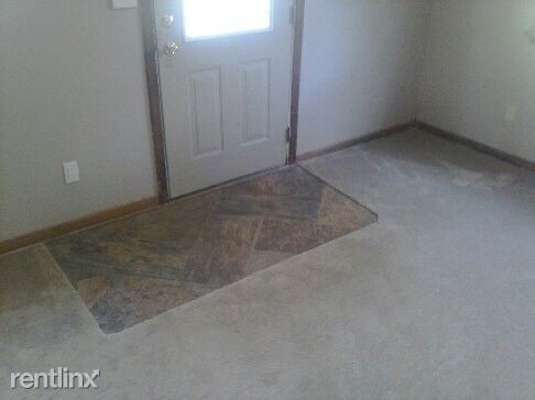 Building Photo - 3213 W Jolly Rd