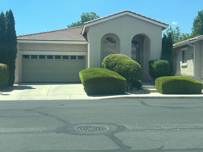 Foto del edificio - Toscana 55 year plus Gated Community is Sp...