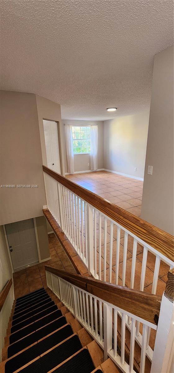 Foto del edificio - 18352 NW 68th Ave