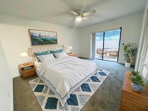 Building Photo - 4758 Sunny Palm Cir