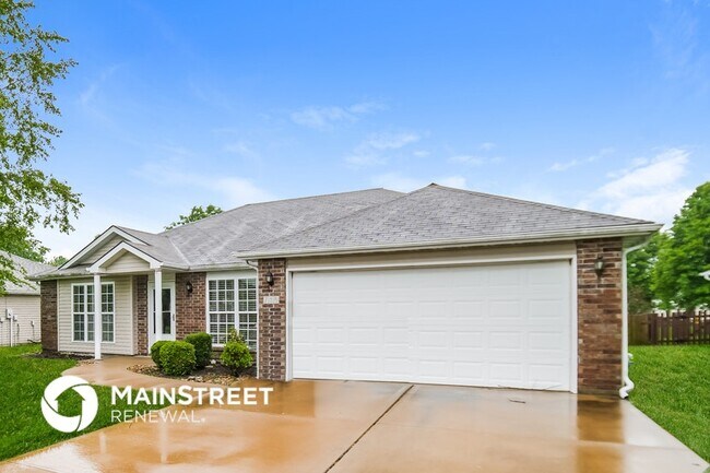 Foto del edificio - 715 Country Ln