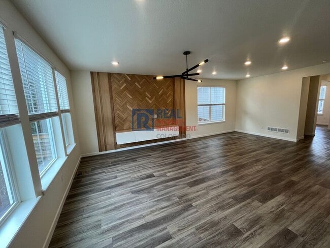 Building Photo - 2909 Comet St