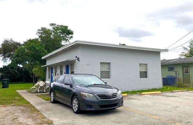 Foto del edificio - 412 NW 4th Ave