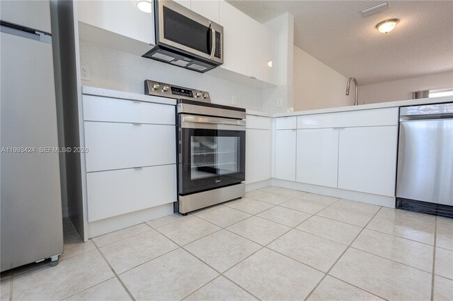 Photo - 719 NW 208th Way Townhome