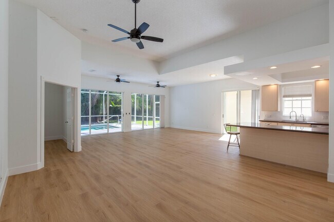 Foto del edificio - 179 E Tall Oaks Cir