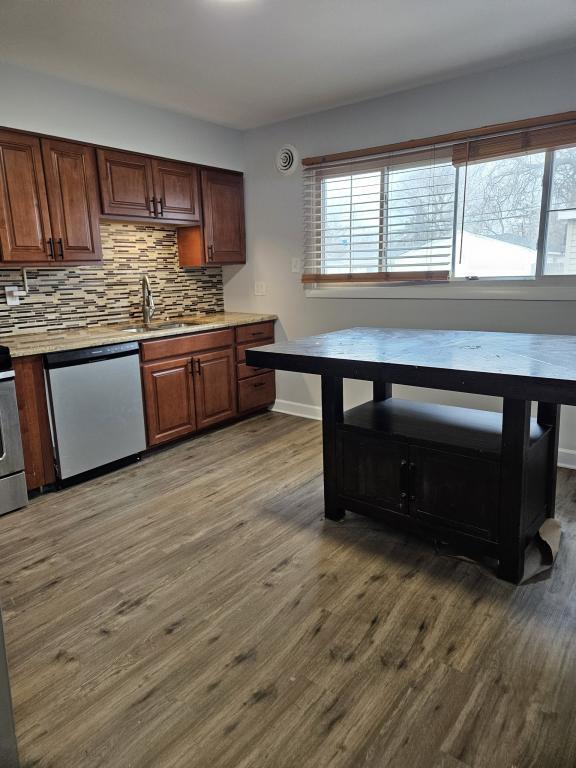 Foto del edificio - 1395 Freeland Ave