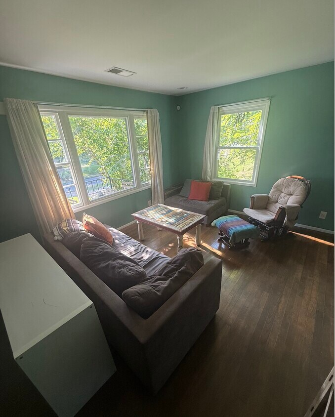 Foto principal - 2863 Norwood Blvd