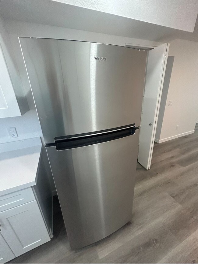 Building Photo - Remodeled 2 bedroom near Downtown Chandler