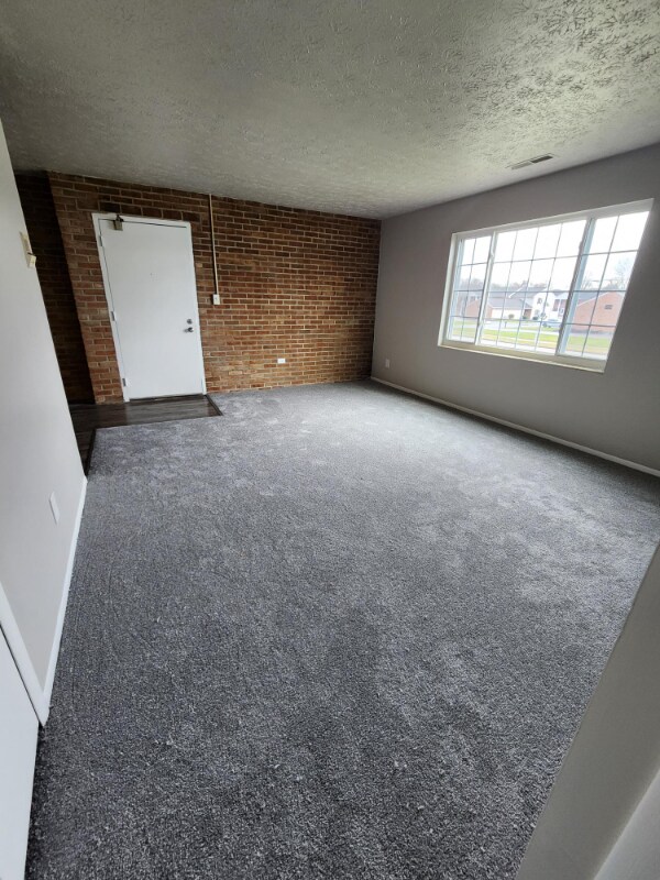 Foto del edificio - 1105 W Maple St