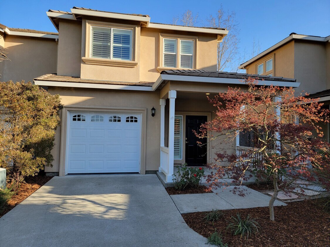 Foto principal - 17 Lavender Pl