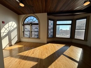 Building Photo - 115 W Galena Blvd