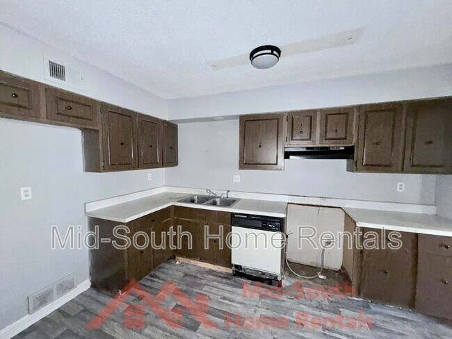 Foto del edificio - 4016 Socorro Dr