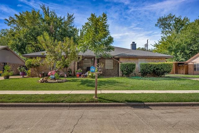 Foto principal - 808 Windcrest Dr