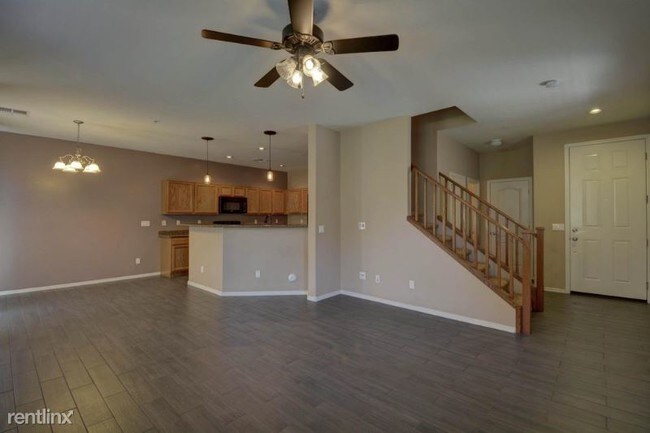 Building Photo - 8155 W Lynwood St