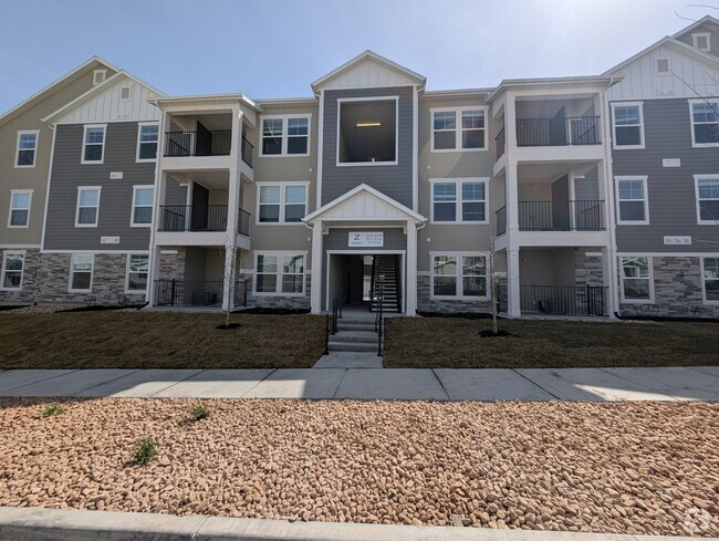 Building Photo - 3993 W Big Horn Dr