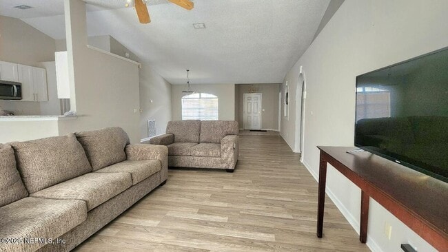Building Photo - 12282 Forest Gate Dr S